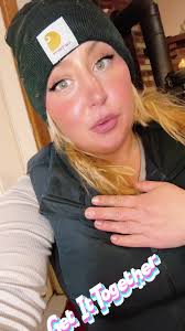 #stitch with @AmandaMarie get ut together amanda… okay maybe tomorrow.  #eyeroll #iwishitookmyownadvice #sometimesitscomplicated  #sometimesitsnotthateasy #wednesday #blah #okayimdonenow