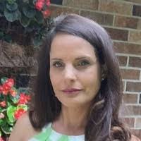 Nicole Robichaux's Instagram, Twitter & Facebook