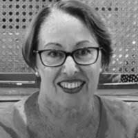 20+ "Lynne Small" profiles