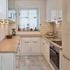 Dieselbe Kuche Jetzt Mit Linnmon Tischplatte In Weiss Kuche Kuche Kleine Kuche Kleine Kuchen Ideen
