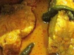 Berikut resep gulai kepala ikan kakap ala restoran padang yang lezat dan enak. Resep Gulai Ikan Baung
