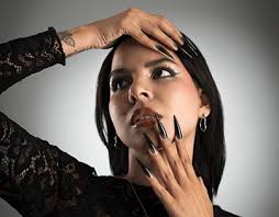 Retratos Publicitarios Projects :: Photos, videos, logos, illustrations and  branding :: Behance