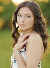 Ellie Sylvester's Instagram, Twitter & Facebook