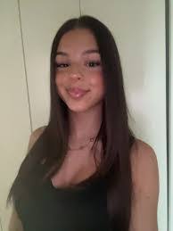 Selina Stevenson's Instagram, Twitter & Facebook