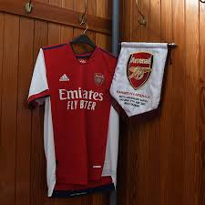 Rangers take on arsenal on saturday july 17. Jj2ejgxx17sym