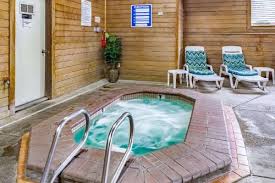 The venue is located within 25 minutes' walk from the centre of vancouver. Quality Inn Suites Vancouver North In Wa