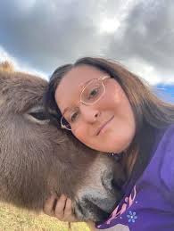 Hey there. Looking for Emus or miniature donkeys. Thanks!