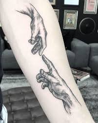 New The 10 Best Tattoo Ideas Today With Pictures A Criacao De Adao De Michelangelo Detalhe Da Arte Pin Body Art Tattoos Michelangelo Tattoo Cool Tattoos