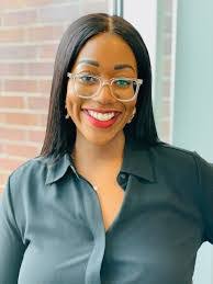 Vernita Lewis's Instagram, Twitter & Facebook