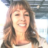 Jill Bruff's Instagram, Twitter & Facebook