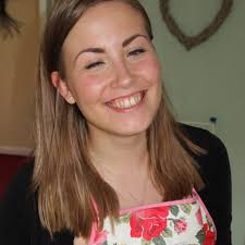 Ellie Cuthbert's Instagram, Twitter & Facebook