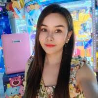 Stefanie Hu Email & Phone Number