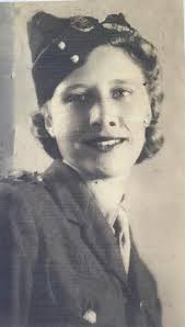 This is my mother and father during the Second World War. My father was in  the Air Force. He came from South Australia and she came from Tasmania.  They met in Melbourne