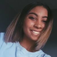 100+ (na) “Simera” profile