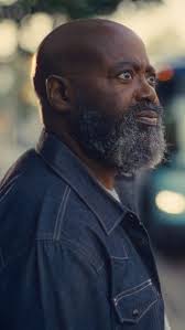 I had the incredible opportunity to direct a couple spots in support of  @zohrankmamdani’s campaign for mayor of New York City. “Day in the Life”  highlights the hardships that New Yorkers face each and ...