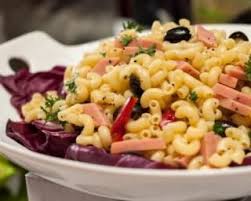 Recette De Salade Aux Restes De Coquillettes Chou Rouge Et Des De Jambon Blanc Recette Chou Rouge Alimentation Salade