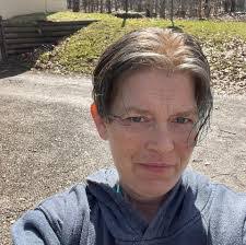 Anna Claypool's Instagram, Twitter & Facebook