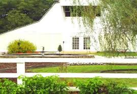 Old Orchard And Farm Near Xna Highfill Area Http Www Oldorchardandfarm Com Weddings Html Old Orchard Wedding Places Outdoor Decor