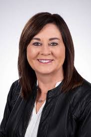 Monica Ledbetter's Instagram, Twitter & Facebook