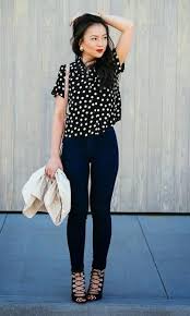 Camisa De Poa Feminina Como Usar 78 Looks Incriveis Com Blusa De Bolinha Poa Aprenda Como Usar Blusa De Bolinhas Looks Moda