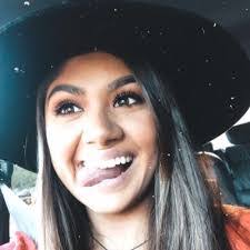 Emily Graff's Instagram, Twitter & Facebook