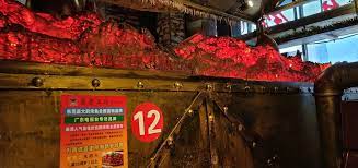 火焰山吗 假装很好吃 broadway shows broadway show signs shows
