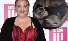Her husband, will weston, is proudly beaming at them, gazing adoringly at his little one. This Country Star Daisy May Cooper Announces She Is Expecting Her Second Child Daily Mail Online