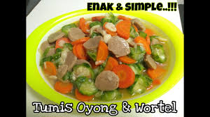 Dimasak lama hingga durinya lunak dan dimakan dengan sambal dadak dan lalapan. Resep Tumis Oyong Wortel Olahan Oyong Gambas Menu Masakan Sehari Hari Youtube