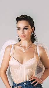 1080x1920 Emilia Clarke Wonderland Gorgeous Wallpaper In 2020 Emilia Clarke Gorgeous Celebrities Female
