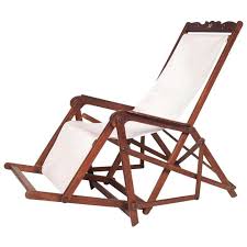 Vintage Deck Chair With Inlay In 2020 Deck Chairs Vintage Leather Chairs Vinyl Chairs