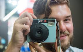 Hands-on: Instant impressions of the Leica Sofort