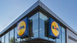 Kunde entdeckt versteckte funktion am tiefkühlregal und ist begeistert. Corona Pandemie Lidl Schweiz Verkauft Ab Heute Einweggesichtsmasken