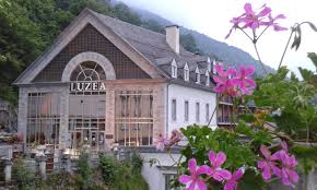 Thermes de luz saint sauveur : Residence Thermale A Luz Saint Sauveur En Montagne Dans Les Pyrenees Occitanie Sud Ouest Cure Thermale Dans Les Pyrenees Les Thermes De Luz St Sauveur