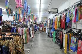 Pin By Marcia Wilhide Helms On Fabric Factory In Solo Indonesia Danar Hadi Factory Fabric Factory Penang Batik