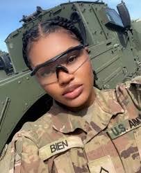 Eloy Mondragon's Instagram, Twitter & Facebook