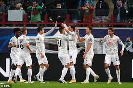 See detailed profiles for lokomotiv moscow and fc bayern munich. Lokomotiv Moscow 1 2 Bayern Munich Kimmich S Superb Volley Extends Winning Run To 13 Games Daily Mail Online
