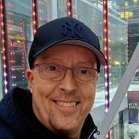 10 "Daniel Trivett" profiles