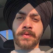 What are the requirements to deliver packages as an Amazon Flex driver?