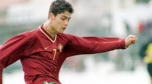 Tua camisola chegarás com a qualidade que esperas. Cristiano Ronaldo Na Selecao De Portugal Conheca A Trajetoria Dci