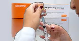 A vacina da gripe está disponível na rede pública para gestantes, pessoas com 60 anos ou mais a composição da vacina é recomendada anualmente pela oms, com base nas informações recebidas. Vacina E Assunto Da Ciencia Nao Da Politica Jornal Da Usp