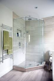 Shower kamar mandi sendiri hadir dalam dua pilihan, yaitu wall shower yang merupakan shower permanen dan. Jual Kamar Mandi Kaca Tempered Shower Box Di Malang Surabaya Di Lapak Indosemeru Malang Bukalapak
