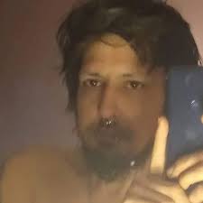 Hello, I am trying to find a dear family friend that I have lost touch with  over the years. Her last known married name is Patricia (Pat) Watson (née  Hexter). Her husband's