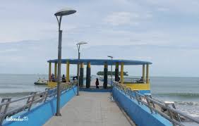 Perajin juga menjual produknya melalui online (dalam jaringan atau daring), katanya. Wisata Pantai Gandoriah Di Padang Pariaman