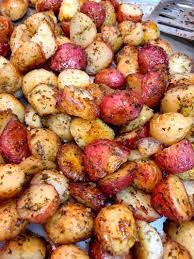 Easy Roasted Potatoes Pattern Princess Easy Roasted Potatoes Red Potato Recipes Red Skin Potatoes Recipe
