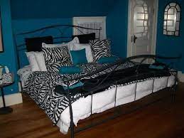Blue Zebra On Tumblr Zebra Bedroom Simple Bedroom Zebra Room