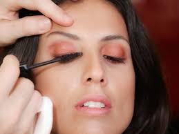 Ode al rosso: oltre al rossetto c'è di più