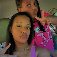 Damita, I thought you was gonna play with my frog 🐸 😂 #Wedge #classact