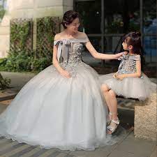 Abiti da cerimonia mamma e figlia. Abiti Da Sposa Mamma E Figlia 55d1ec