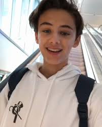 William franklyn miller, the boy who has been dubbed as the most handsome boy in the world, jokes around on camera with his model friend meika. Airport William Franklyn Miller Fan Club Facebook