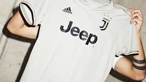 Tras el lanzamiento, los hinchas claman por una pequeña modificación. Desvelado El Nuevo Kit Away 2018 19 Juventus